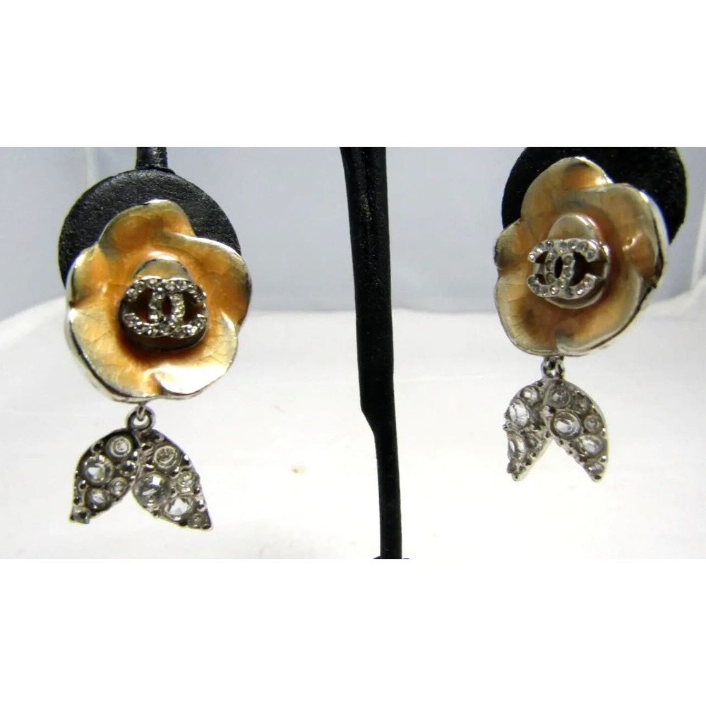 CHANEL Camilla Flower & Rhinestones CC Logo Drop Clip On Earrings - Picture 9 of 10